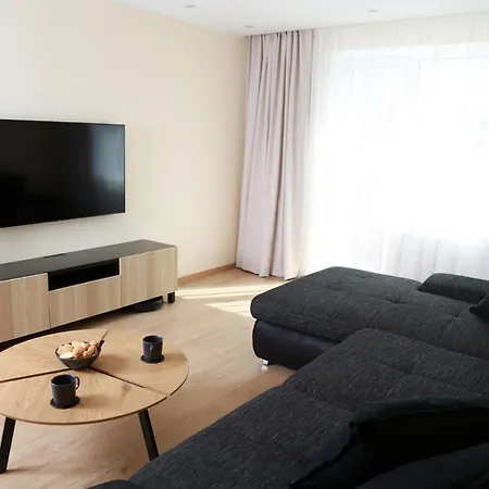 New Seaside Apartment *